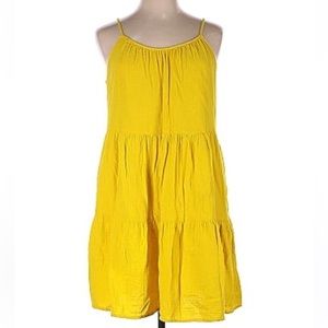 100% cotton Yellow summer dress with pockets by universal thread size M